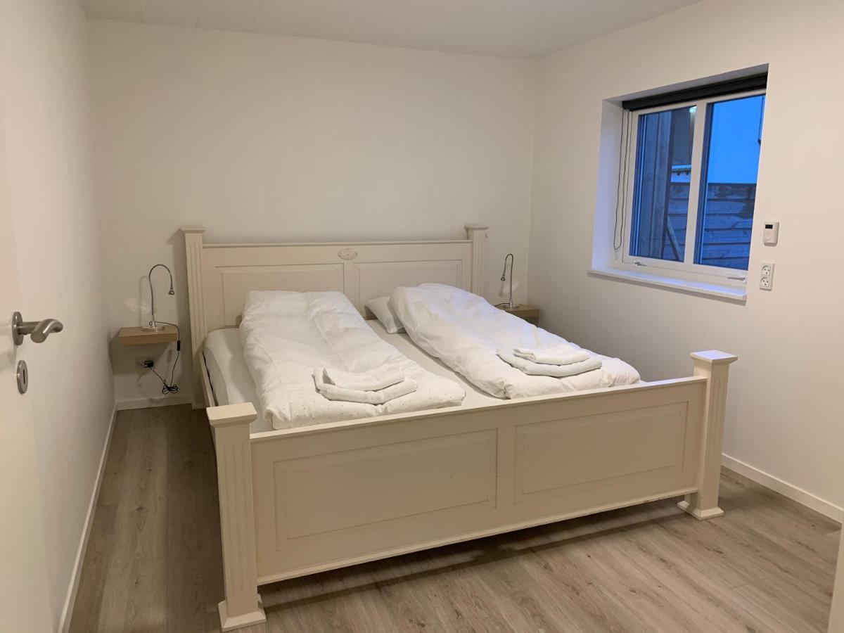 Spacious Apartment On N.P.Gota 8A, กลาสวิก ภายนอก รูปภาพ